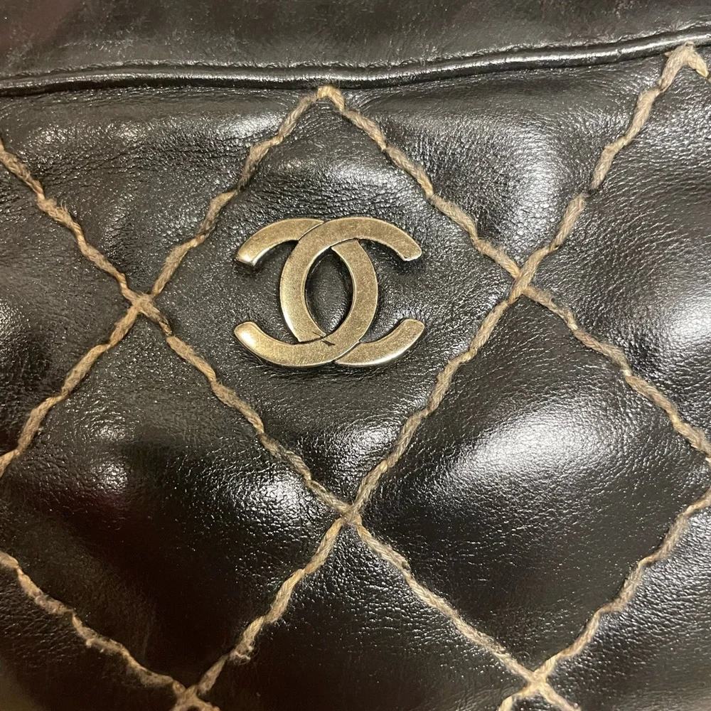 Chanel Black Wildstitch Quilted Shoulder Bag with COA - Picture 10 of 16